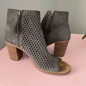 Womens toms heels size 9